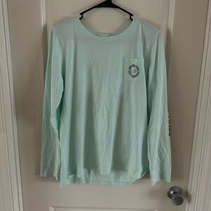 Vineyard Vines Long sleeve Worn Once